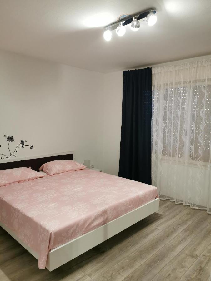 Apartments Penko ลอฟราน ภายนอก รูปภาพ